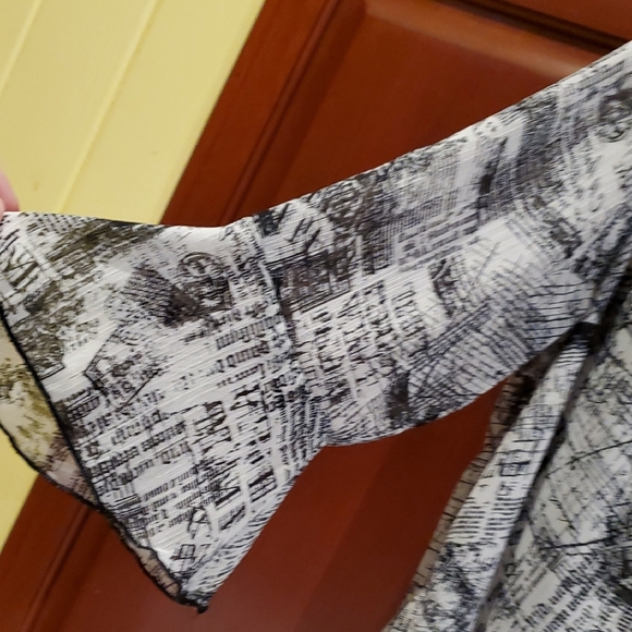 Christopher & Banks Black White Flowy Blouse Newspaper Print Cardigan Sheer Med. - Picture 6 of 16